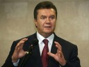 В. Янукович пообещал дешевые кредиты и 